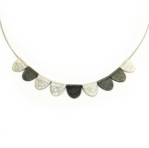 Collar curt Nefertiti