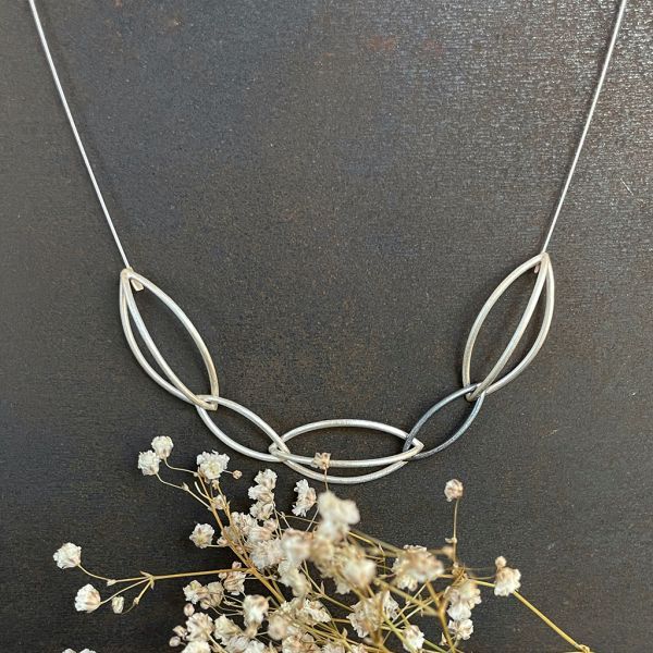 Collar pequeño Meravella